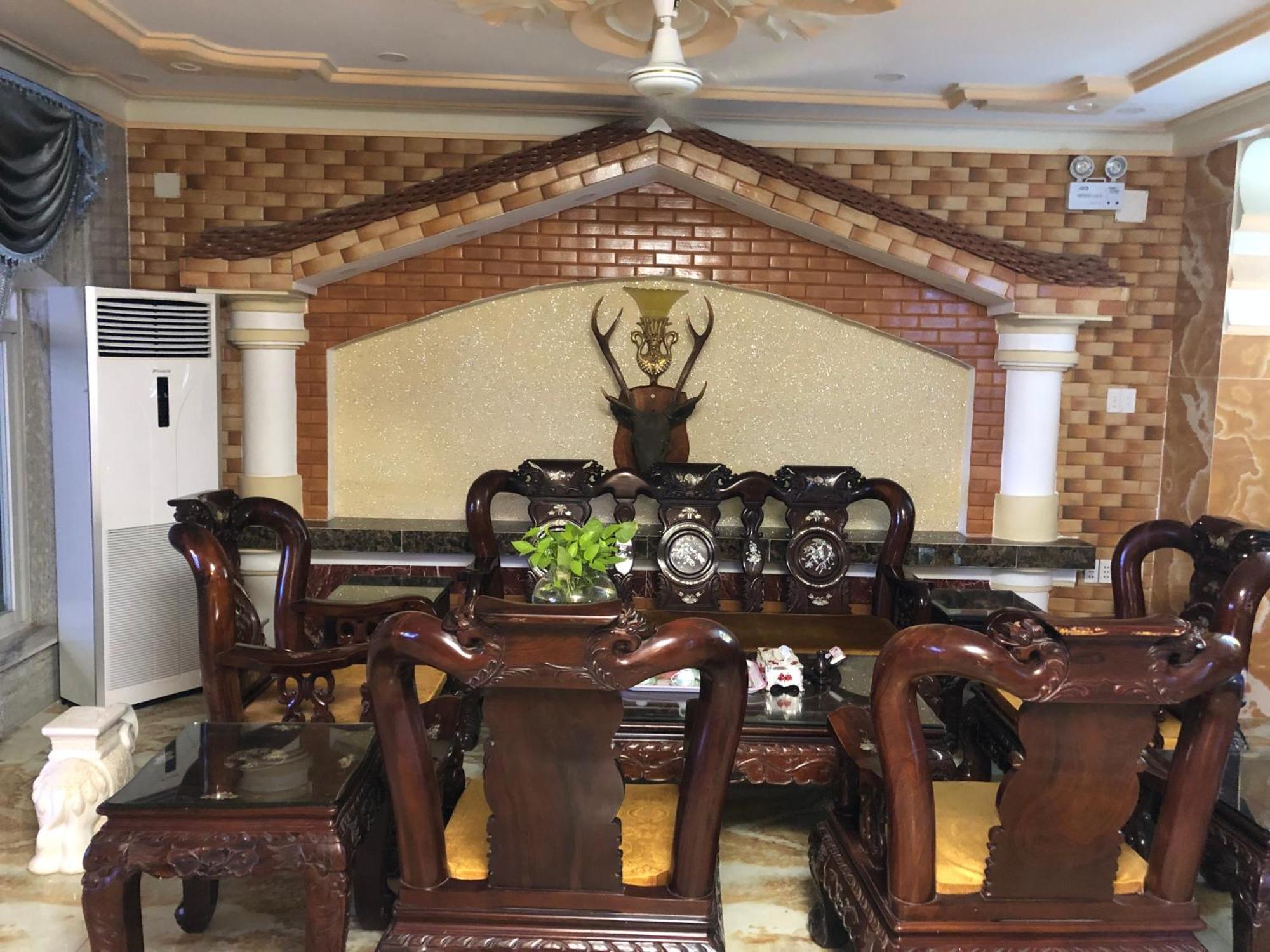 Hoàng Quân Khách sạn 2*